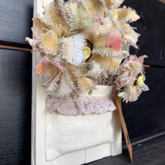 NWOT Hanging Flower Pocket - Picture 6 of 7